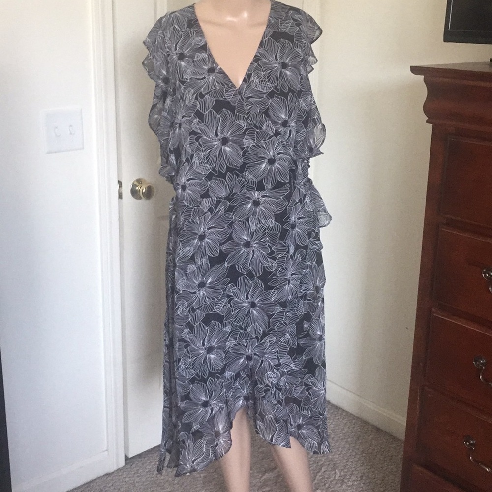 Size large dress